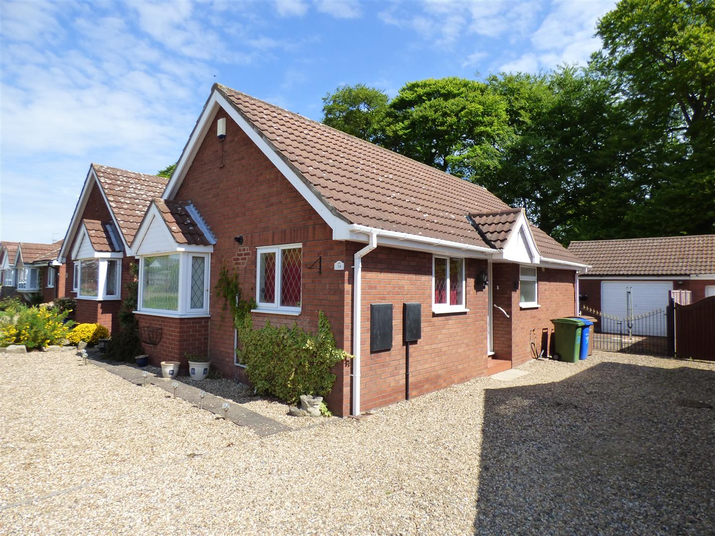 Bungalow Detached Wood View, Swanland